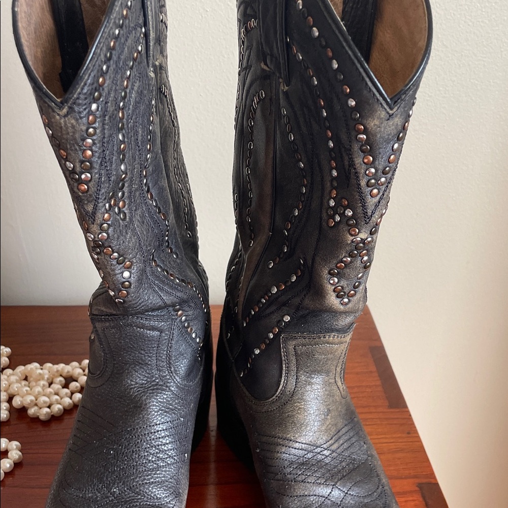 Frye Billy Dark Gray Studded Cowboy Boots Sz 6 - Picture 3 of 14